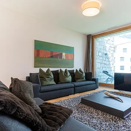 Edelweiss Mountain Suites 02-05